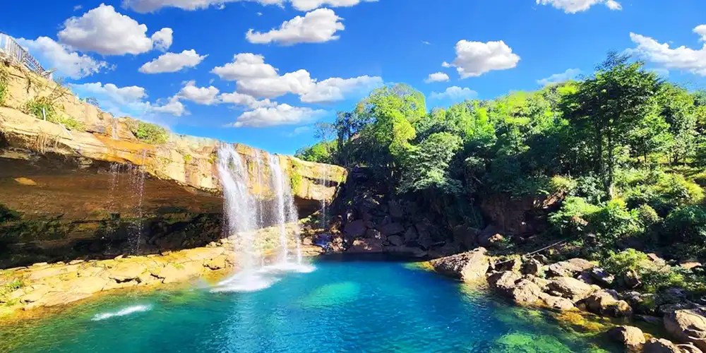 waterfalls in Meghalaya